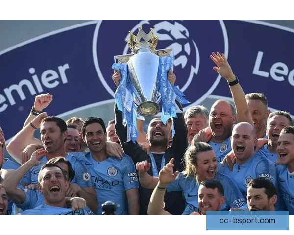 曼城官宣与门神埃德森续约至2028年稳定后防核心继续镇守蓝月亮球门